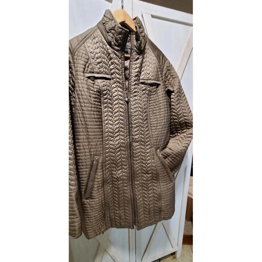 Dawn Levy Quilted Taupe Utility Jacket - Picture 2 of 9